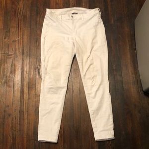White American Eagle Jeans